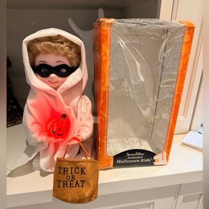 Vintage 1994 SANTAS BEST Animated Halloween Ghost Kid With Light Up Pumpkin